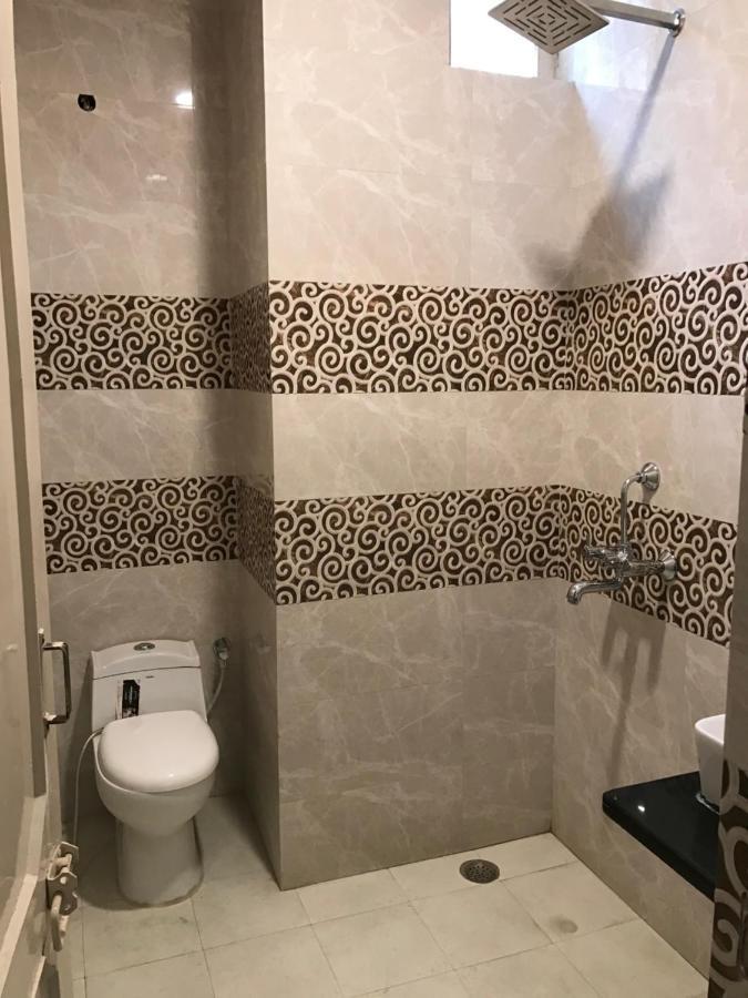 Hotel Natraj Bulandshahr Экстерьер фото